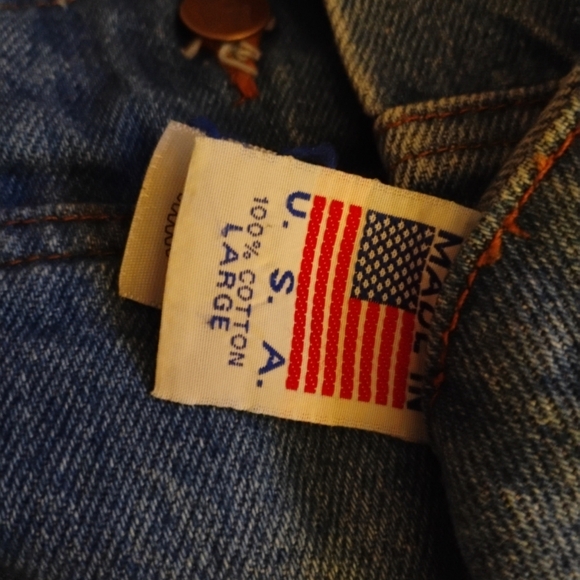 Jean jacket raised design - Picture 5 of 7